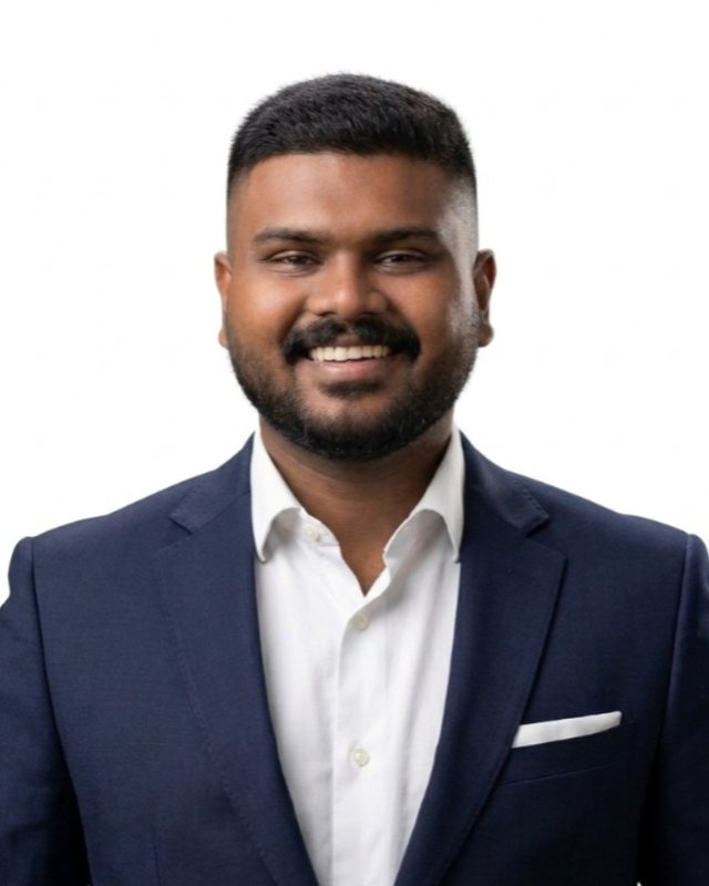 Portrait of B Thushanthan